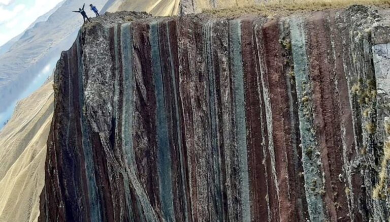 A Guide to Visiting Rainbow Mountain Peru